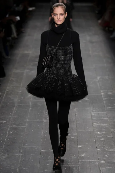Look 53